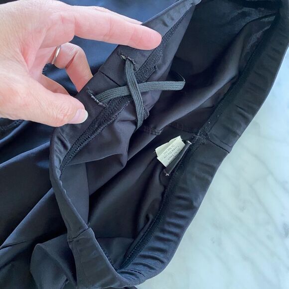 Womens Canari Padded Cycling Pants Size Small Spandex Great condition - Picture 4 of 6